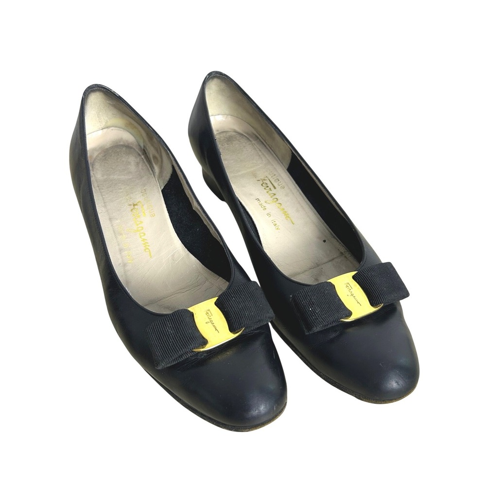 Salvatore Ferragamo shoes Women 9AA Black Vara Low Heel Bow old money Designer - Picture 1 of 12